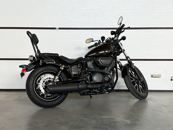 2019 Yamaha XV950 Bolt, чёрный - вид 4