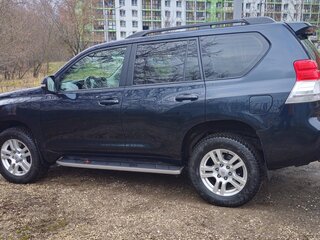 2010 Toyota Land Cruiser Prado 150 Series, серый, 2500000 рублей, вид 4