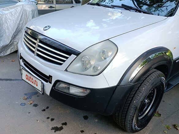 2006 SsangYong Rexton I, чёрный, 750000 рублей - вид 12