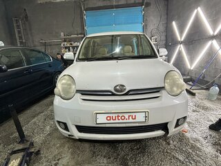 2008 Toyota Sienta I Рестайлинг 1, белый, 680000 рублей, вид 1