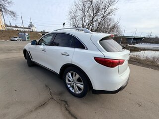 2012 Infiniti FX30d II (S51) Рестайлинг, белый, 3480000 рублей, вид 3