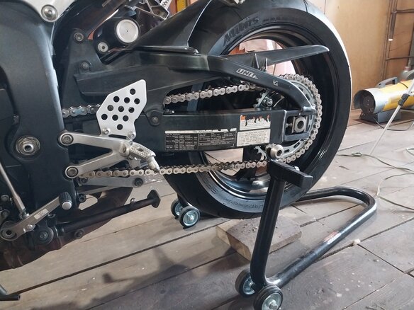 2008 Honda CBR 600RR, красный, 550000 рублей - вид 3