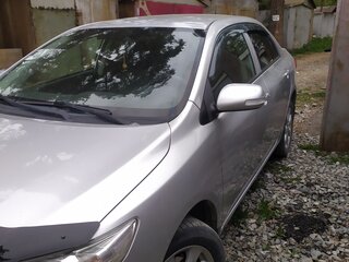 2013 Toyota Corolla X (E140, E150) Рестайлинг, серебристый, 1130000 рублей, вид 1