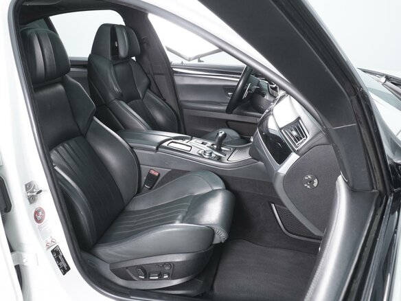 2012 BMW M5 V (F10), белый, 3129000 рублей - вид 7