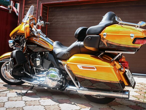 2015 Harley-Davidson CVO, золотистый, 3250000 рублей - вид 10