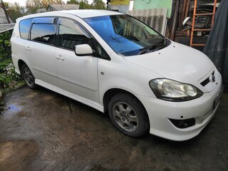 2003 Toyota Ipsum II (M20) Рестайлинг, белый, 1100000 рублей, вид 4