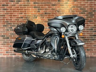 2016 Harley-Davidson Ultra Limited, серый, 1700000 рублей, вид 2