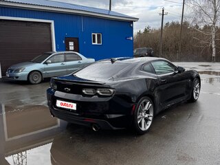 2018 Chevrolet Camaro 8-speed VI Рестайлинг, чёрный, 3500000 рублей, вид 4