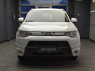 2014 Mitsubishi Outlander III, белый, 1037000 рублей, вид 2