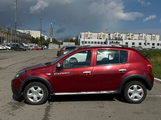2014 Renault Sandero Stepway I, красный, 580000 рублей, вид 4