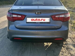 2012 Kia Rio 5-speed III, серебристый, 649999 рублей, вид 3