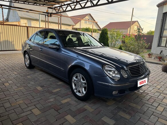 2005 Mercedes-Benz E-Класс 200 III (W211, S211), серый, 820000 рублей - вид 3