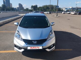 2014 Honda Fit Shuttle I Рестайлинг, серебристый, 1070000 рублей, вид 3