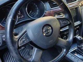 2013 Skoda Superb II, красный, 1100000 рублей, вид 4