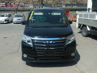 2015 Toyota Noah III (R80), чёрный, 1950000 рублей, вид 2