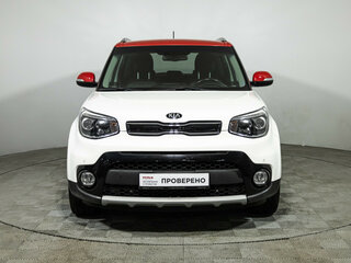 2018 Kia Soul II Рестайлинг, белый, 1599700 рублей, вид 2