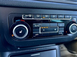 2011 Volkswagen Tiguan I, чёрный, 1699999 рублей, вид 5