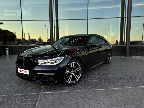 2017 BMW 7 серии 750i xDrive VI (G11/G12), чёрный, 2699999 рублей - вид 1