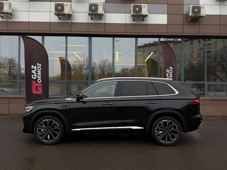 2025 Geely Monjaro (Xingyue L) I Рестайлинг 2 (China Market), чёрный, 3750000 рублей, вид 2
