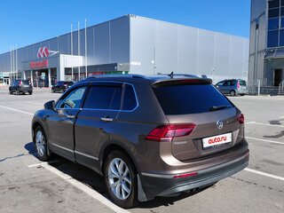 2019 Volkswagen Tiguan II, коричневый, 2800000 рублей, вид 5