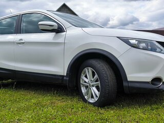 2016 Nissan Qashqai II, белый, 1640000 рублей, вид 2