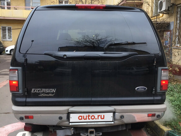 2001 Ford Excursion, чёрный - вид 2