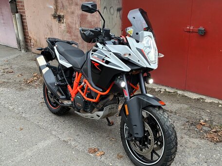 2017 KTM 1090 Adventure R, оранжевый, 1100000 рублей, вид 5