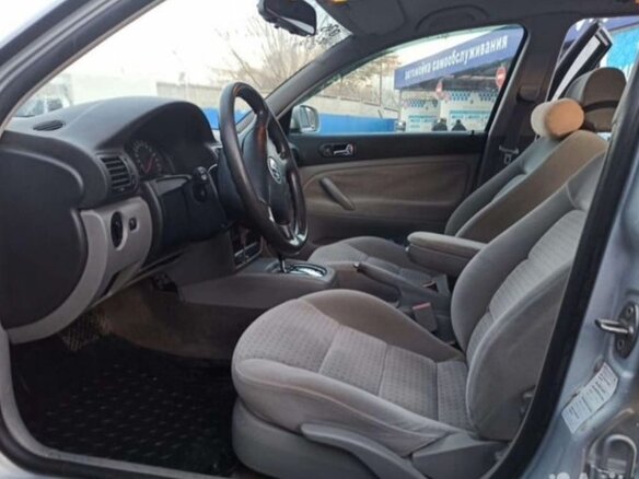 2000 Volkswagen Passat B5, белый, 550000 рублей - вид 13