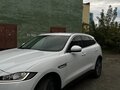 2017 Jaguar F-Pace I, белый, 2500000 рублей - вид 1