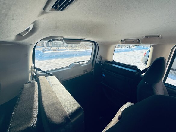 2018 Nissan Serena S-Hybrid V (C27), серебристый, 1800000 рублей - вид 15