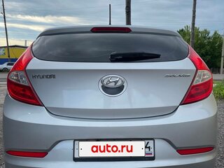 2015 Hyundai Solaris I Рестайлинг, серебристый, 1000000 рублей, вид 3