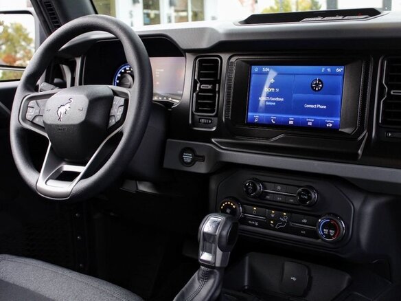 2022 Ford Bronco VI, серый, 4900000 рублей - вид 8