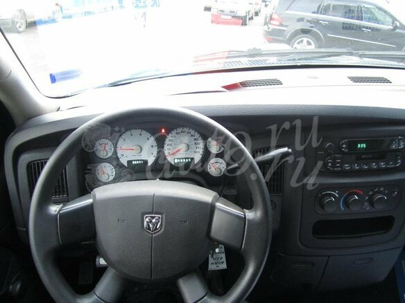 2005 Dodge RAM III (DR/DH), коричневый - вид 4
