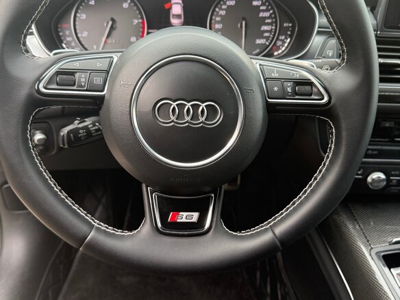 2014 Audi S6 IV (C7), чёрный, 3100000 рублей - вид 16