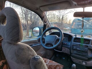 1995 Mitsubishi Space Gear I, зелёный, 750000 рублей, вид 4