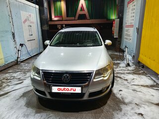 2010 Volkswagen Passat B6, серебристый, 570000 рублей, вид 2