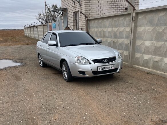 2010 Lada (ВАЗ) Priora I, серебристый, 450000 рублей - вид 2