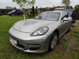 2009 Porsche Panamera Turbo I, серый, 4200000 рублей, вид 2