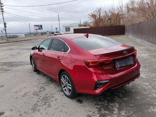 2020 Kia Cerato IV, красный, 1850000 рублей, вид 5