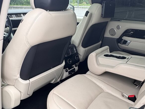 2018 Land Rover Range Rover IV Рестайлинг, чёрный, 4900000 рублей - вид 25