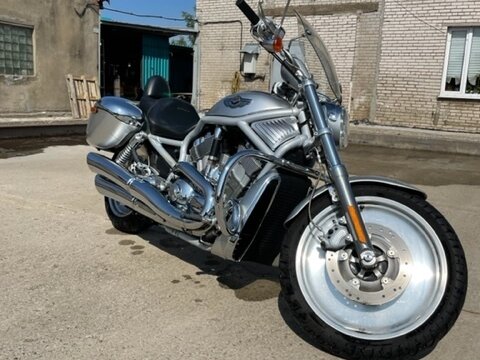 2003 Harley-Davidson V-Rod, серебристый, 1100000 рублей