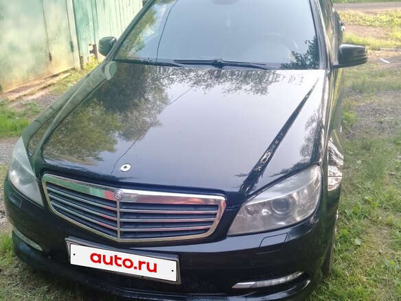 2011 Mercedes-Benz C-Класс 180 BlueEFFICIENCY III (W204), чёрный, 1350000 рублей - вид 2