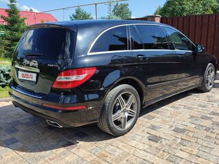 2012 Mercedes-Benz R-Класс 350 Long I Рестайлинг 2, чёрный, 1480000 рублей, вид 4