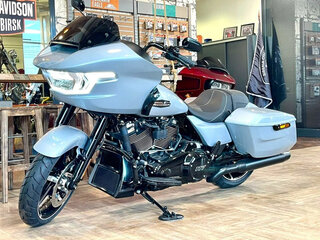 2024 Harley-Davidson Road Glide Special, серебристый, 3950000 рублей, вид 3