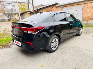 2018 Kia Rio IV, чёрный, 1400000 рублей, вид 5