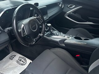 2017 Chevrolet Camaro VI, серебристый, 2300000 рублей, вид 5