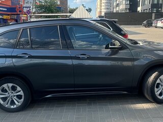 2020 BMW X1 18d xDrive II (F48) Рестайлинг, серый, 3650000 рублей, вид 2