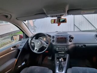2013 Volkswagen Tiguan I Рестайлинг, красный, 1600000 рублей, вид 4