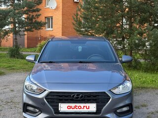 2019 Hyundai Solaris II, серый, 860000 рублей, вид 2