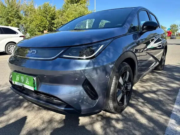 2025 BYD Dolphin 45.12 kWh I Рестайлинг, синий, 1790002 рублей